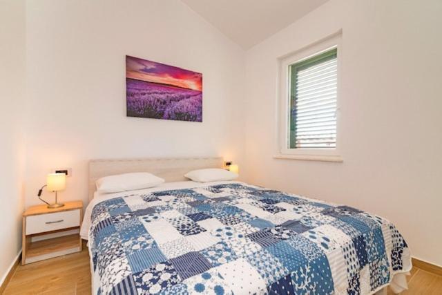 Ventus Apartment Srima Luaran gambar