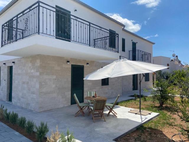 Ventus Apartment Srima Luaran gambar