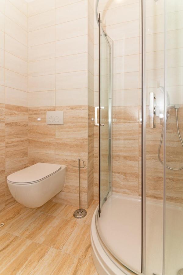 Ventus Apartment Srima Luaran gambar