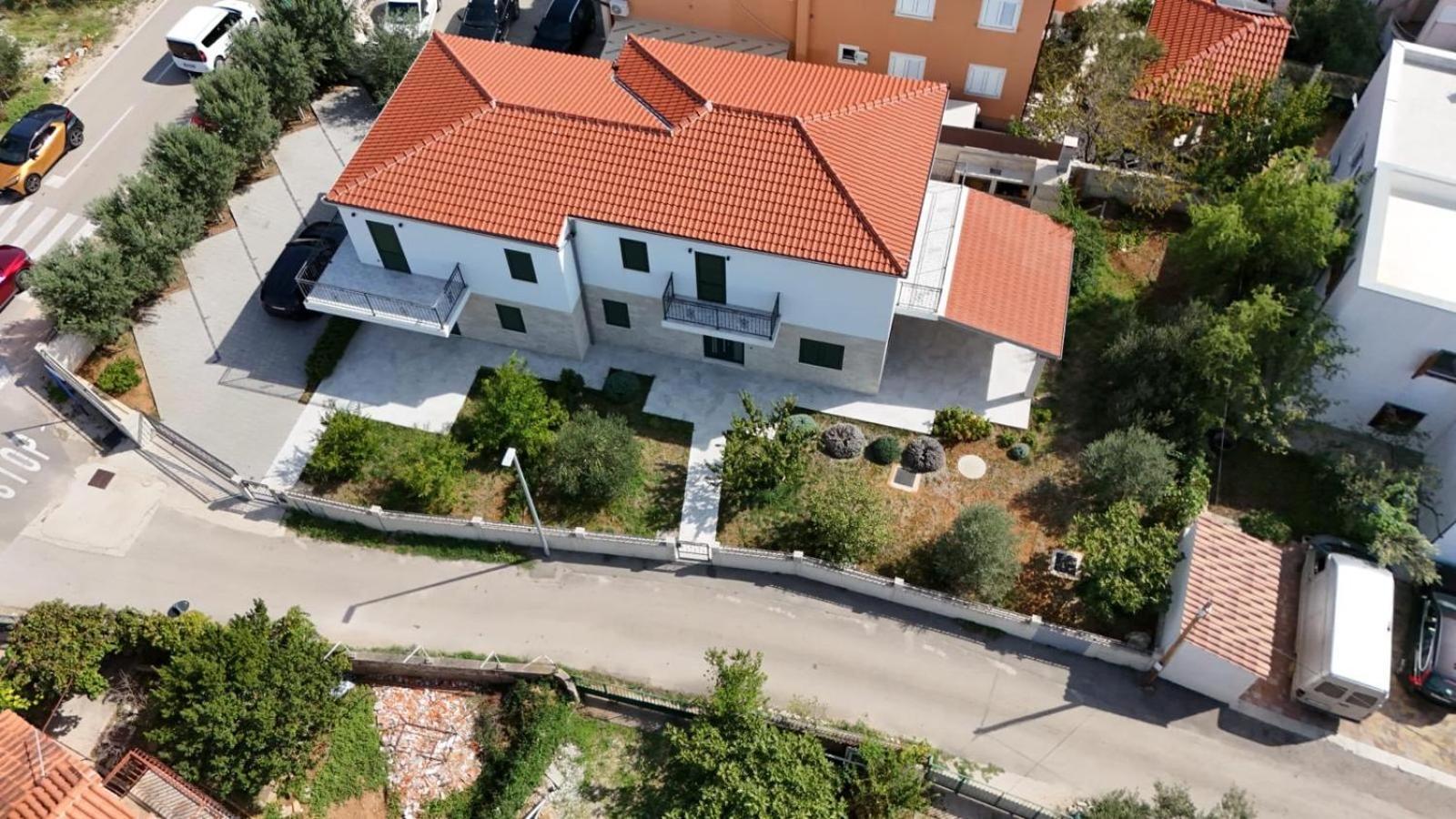 Ventus Apartment Srima Luaran gambar